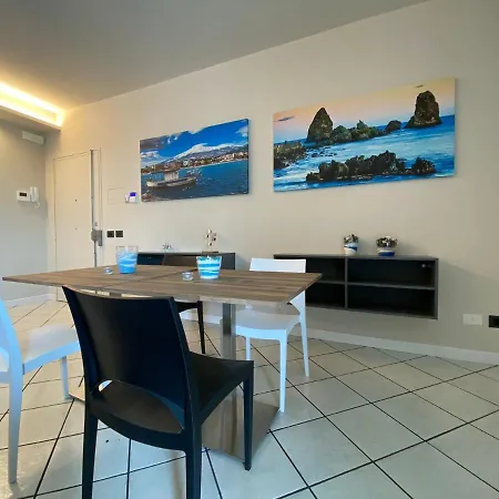 Apartment La Finestra Sui Faraglioni Aci Castello
